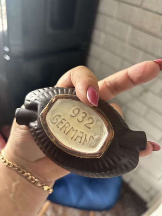 Popielniczka z sygnatura