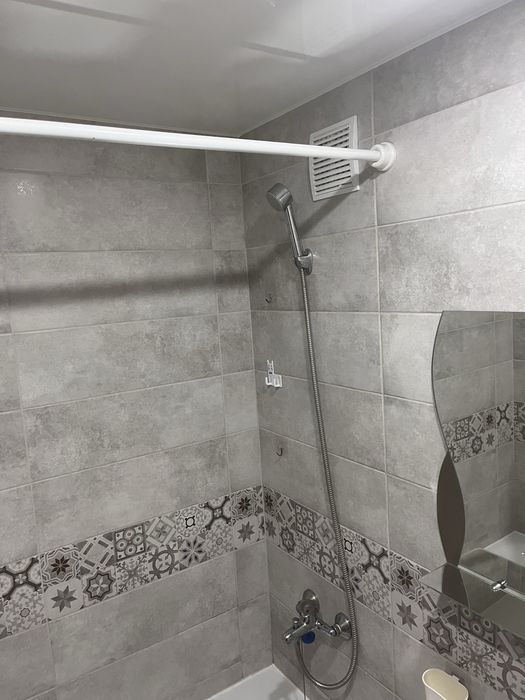 Срочно Продам 2 комнатную квартиру с ремонтом