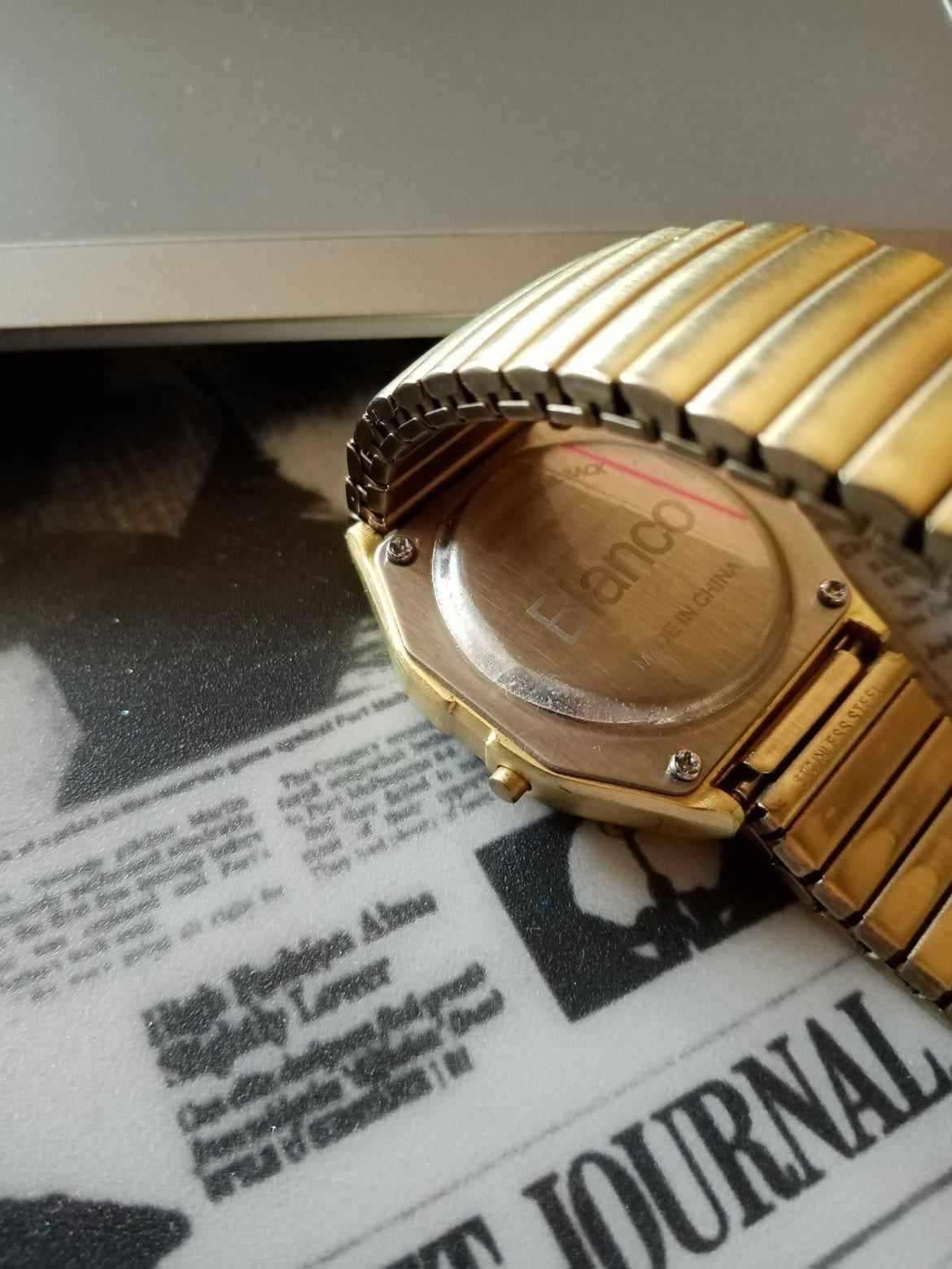 Unikatowy, elektroniczny zegarek na bransolecie