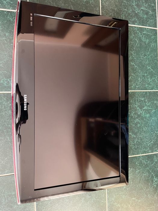 Телевізор Samsung LE32B450