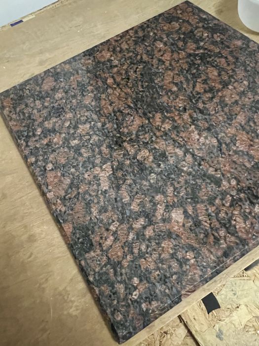 Płyta kamienna granitowa parapet tan brown rosso