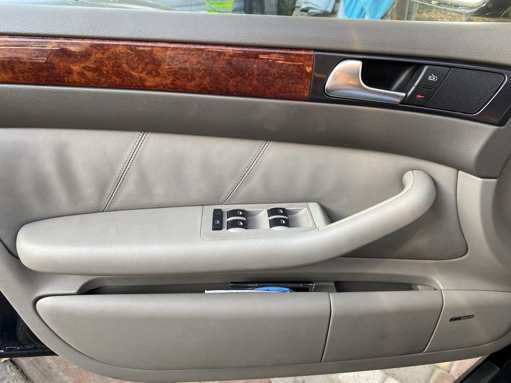 Продам Audi A6C5 2004