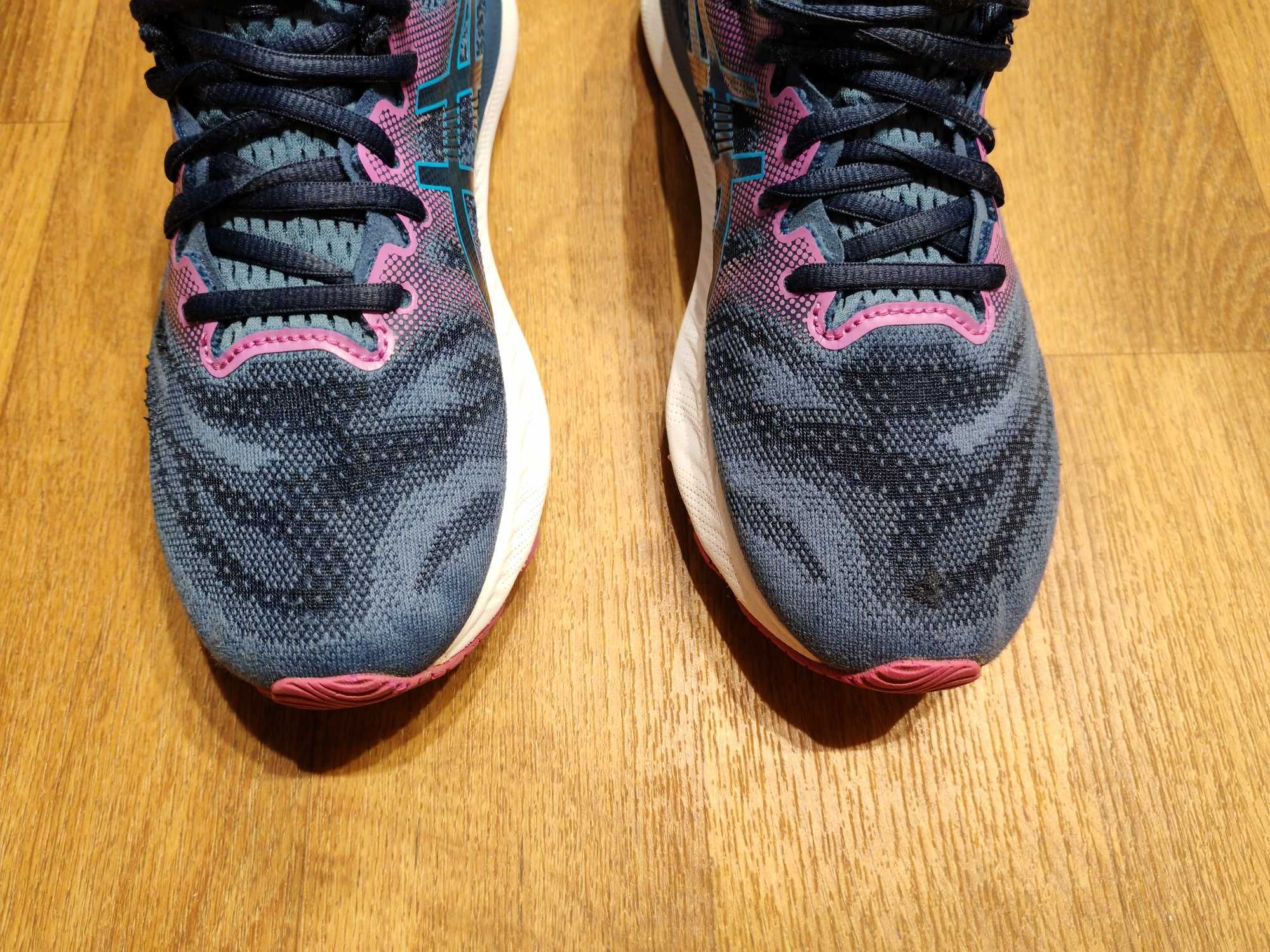Кроссовки Asics Gel Nimbus 23