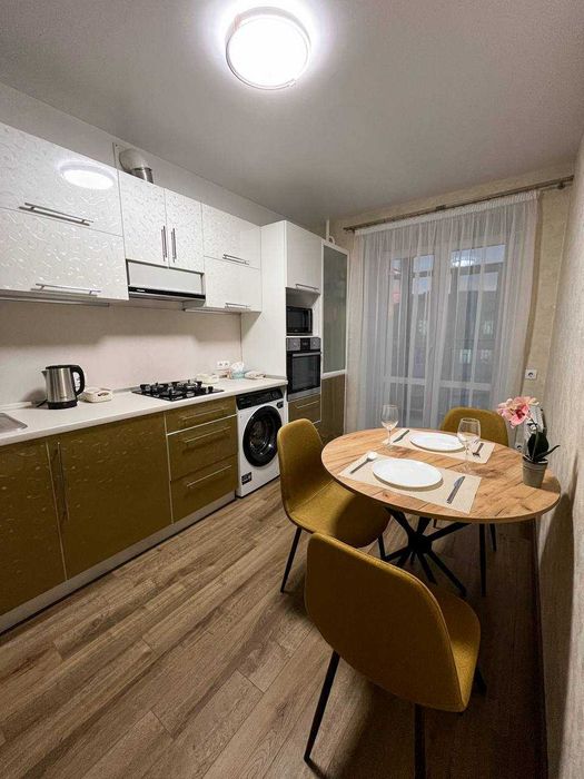 Приємні апартаменти в самому Центрі, Корпусний сад - Мережа HELEN