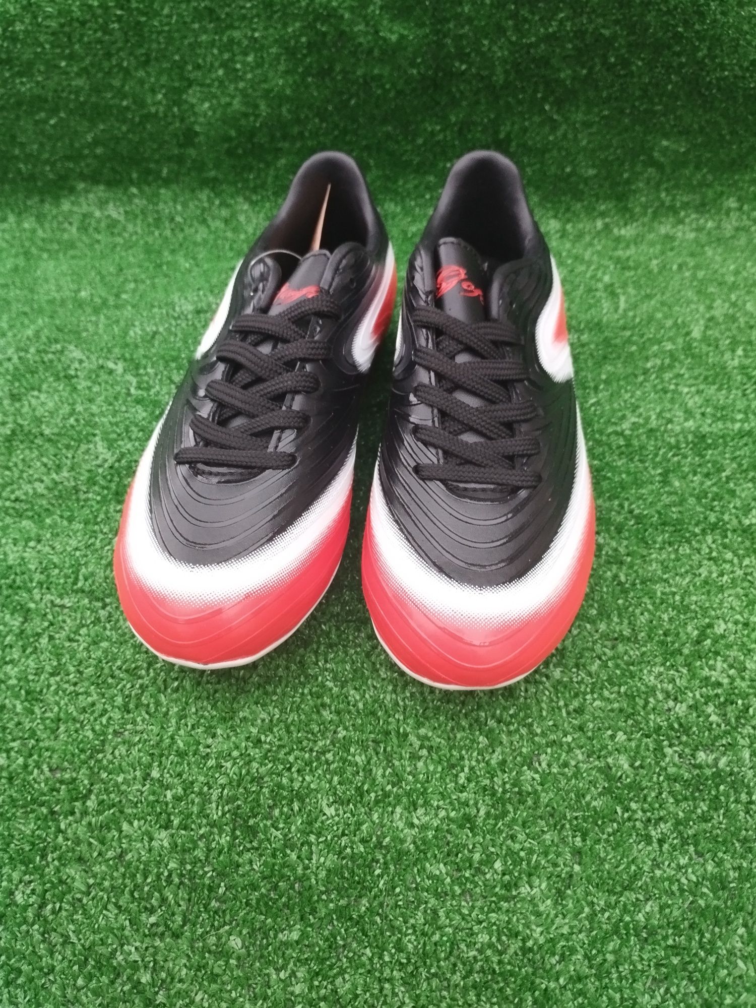 Korki buty do piłki GOFC czerwone Red Black czarne białe 31