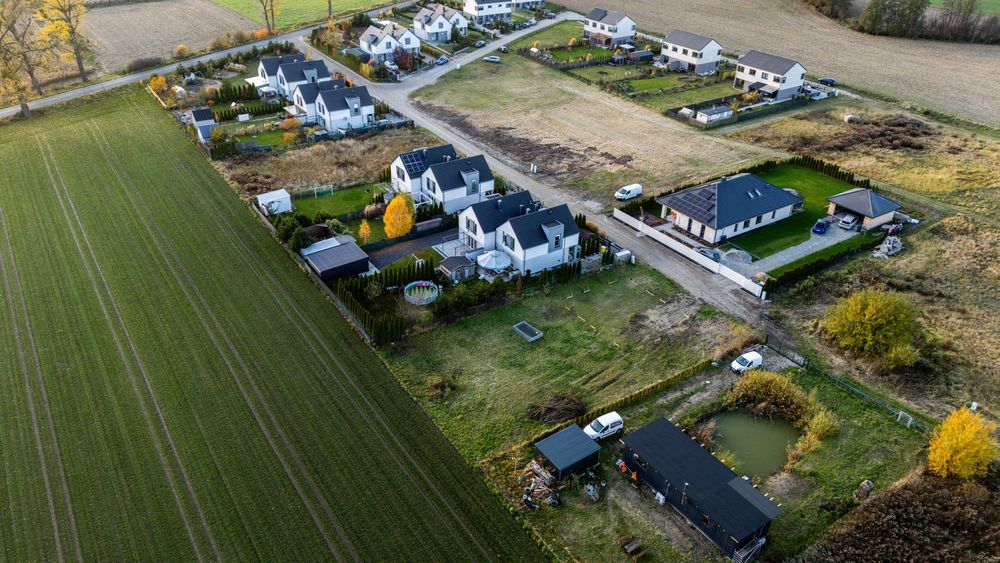 działka budowlana 987m2 z pozwoleniem na budowę