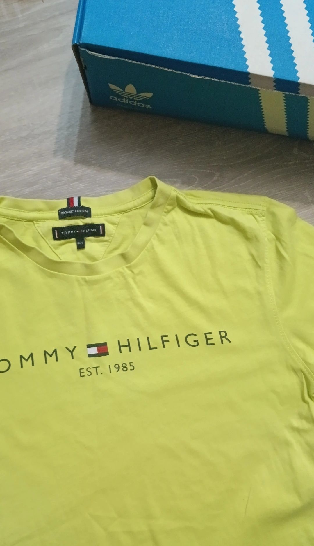 Футболка Tommy Hilfiger