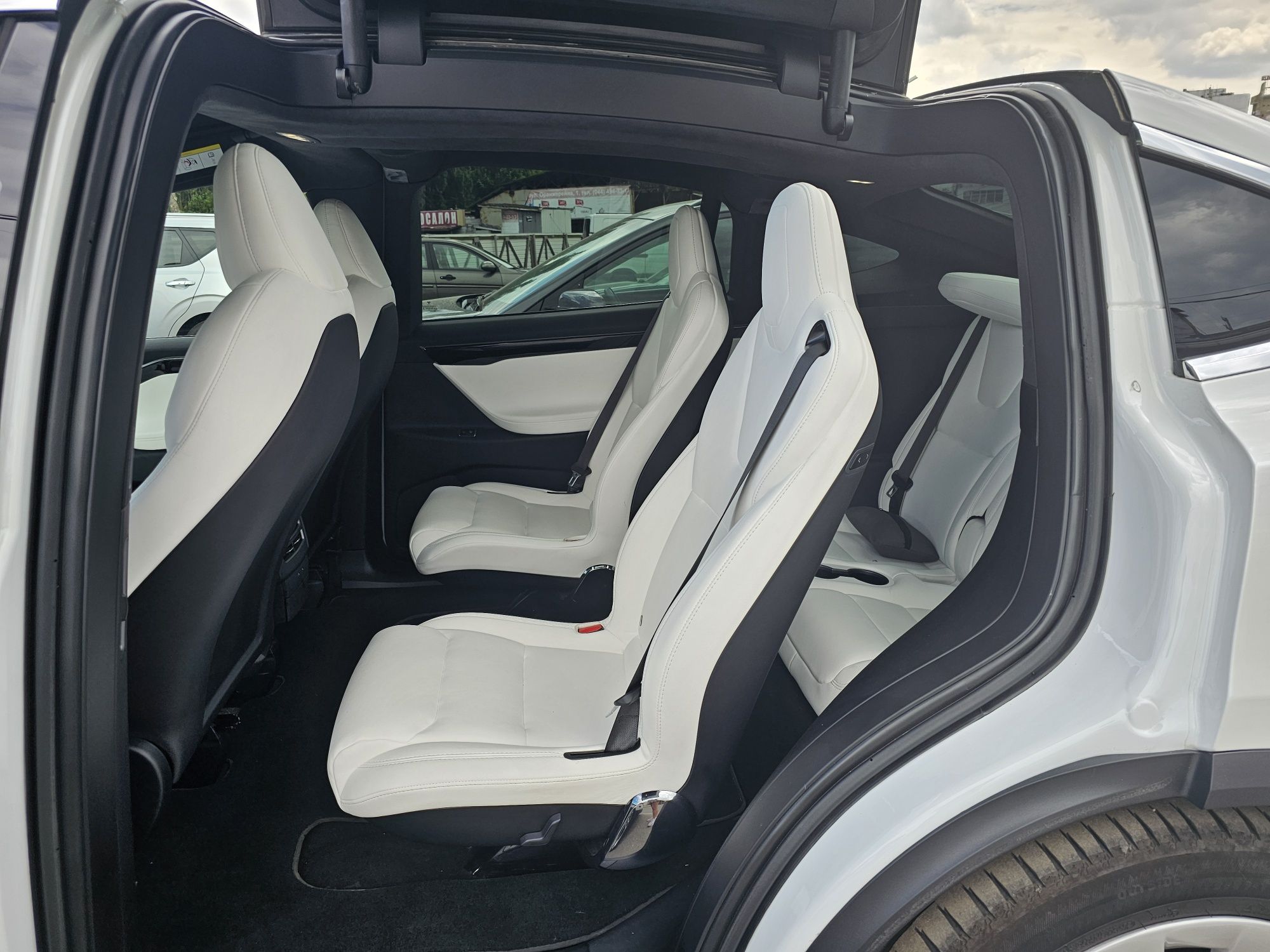 Продам  Tesla Model X