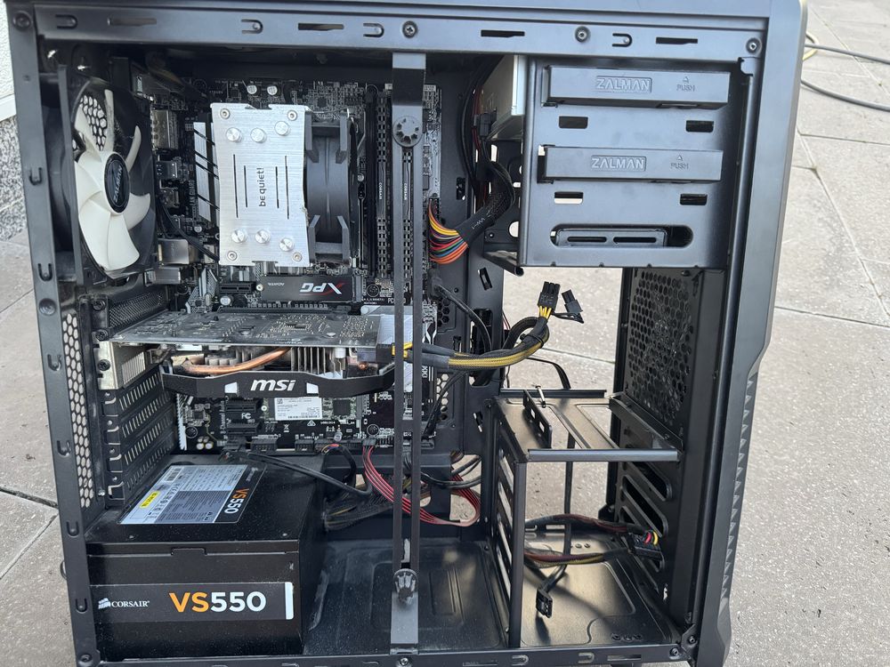 Komputer stacjonarny (i5-7600k, gtx 1060 6GB, 16GB RAM)