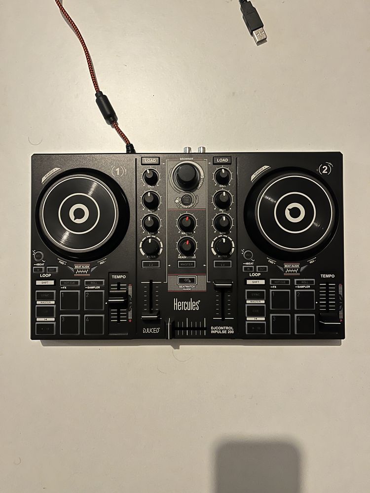 Mesa Dj Hércules Inpulse 200