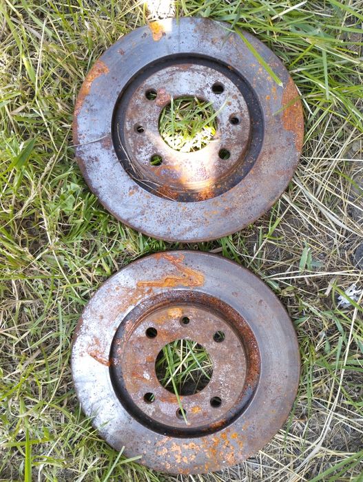 Диски гальмівні з супортом Рено Scenic 2,Opel Combo,Meriva,Toyota,Пежо