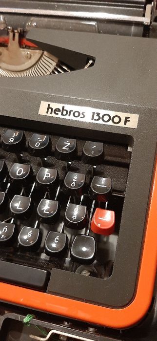 Maszyna do pisania hebros 1300 f