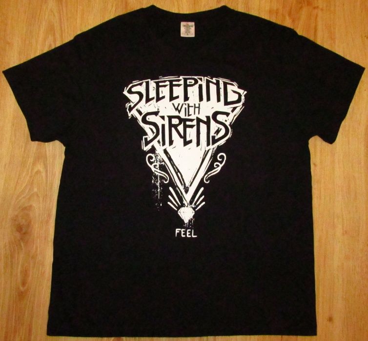 Pierce The Veil / Sleeping With Sirens - T-shirt - Nova