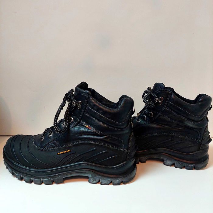 Ботинки мужские 40р зима производитель Мида.