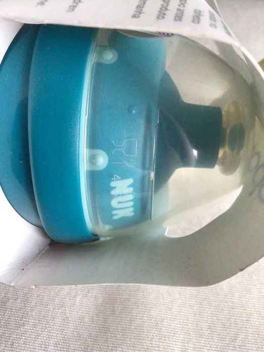Garrafa plástica NUK +36 meses