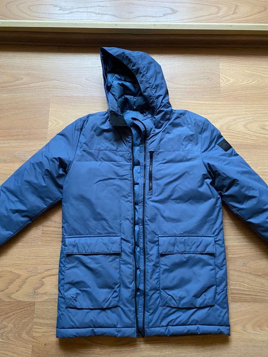 Продам зимню куртку Adidas (Оригінал)