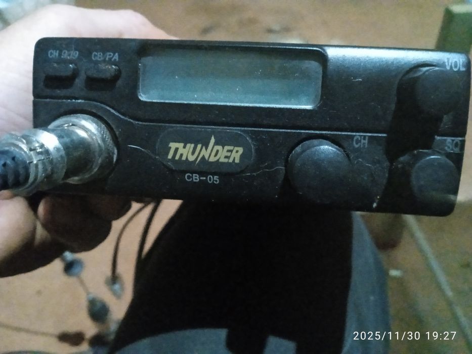 Radio CB Thunder 05 (Banda do cidadão)
rádio CB (Banda do Cidadão) por