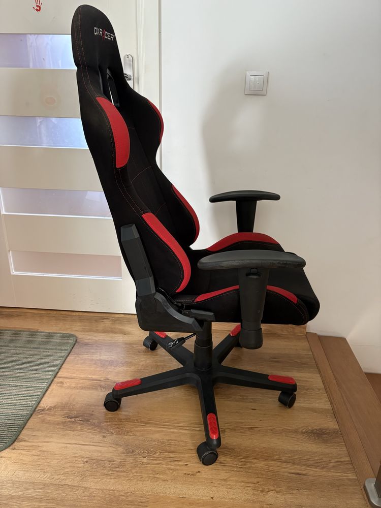 Fotel gamingowy DXRacer