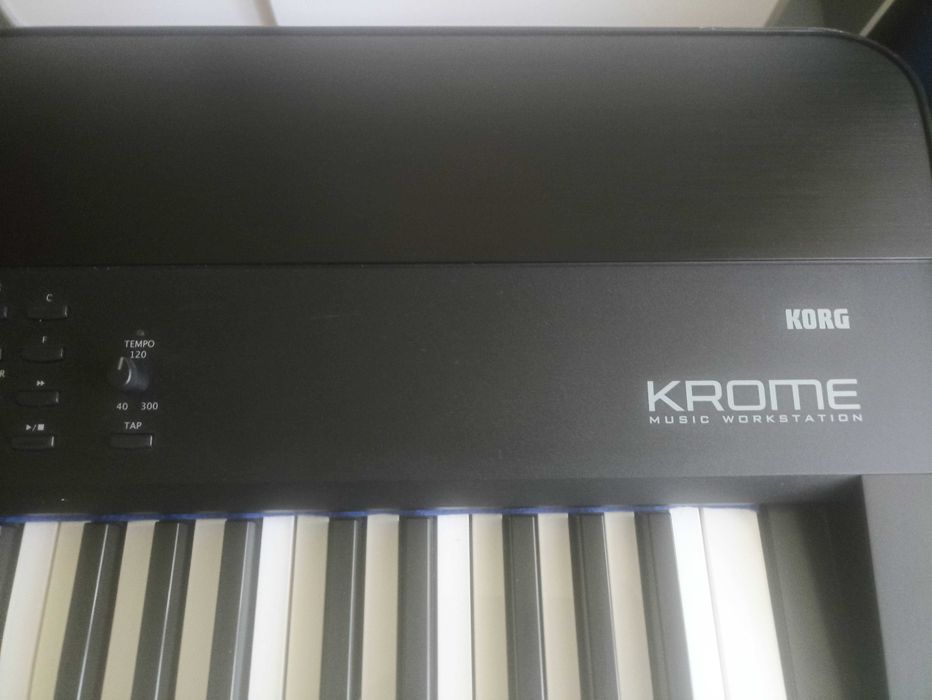 Korg Krome 88, pianino cyfrowe, syntezator