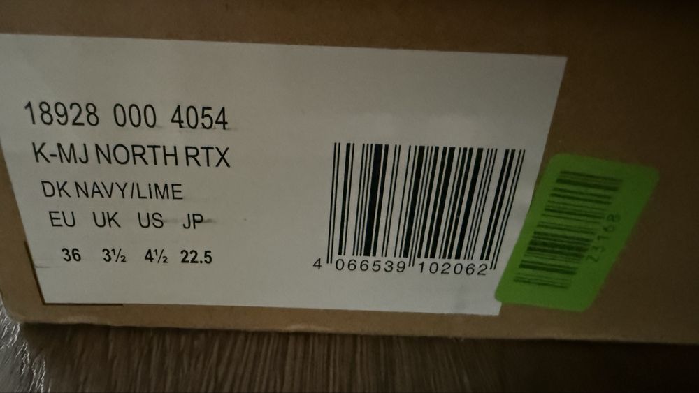 Buty zimowe chłopięce rozmiar 36