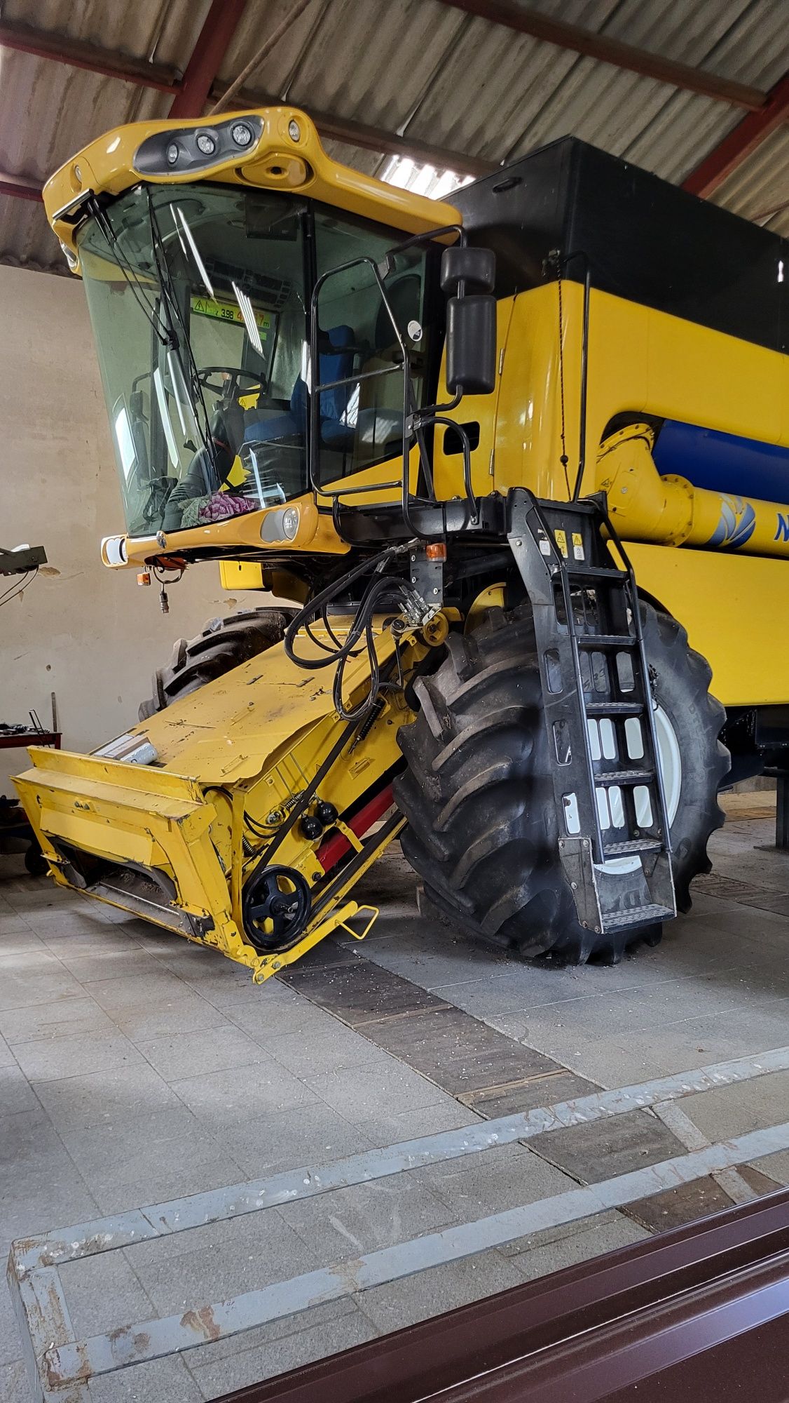 New Holland Cs6050