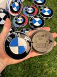 Эмблема емблема шильдик BMW (все кузова) заглушки колпачки дисков БМВ