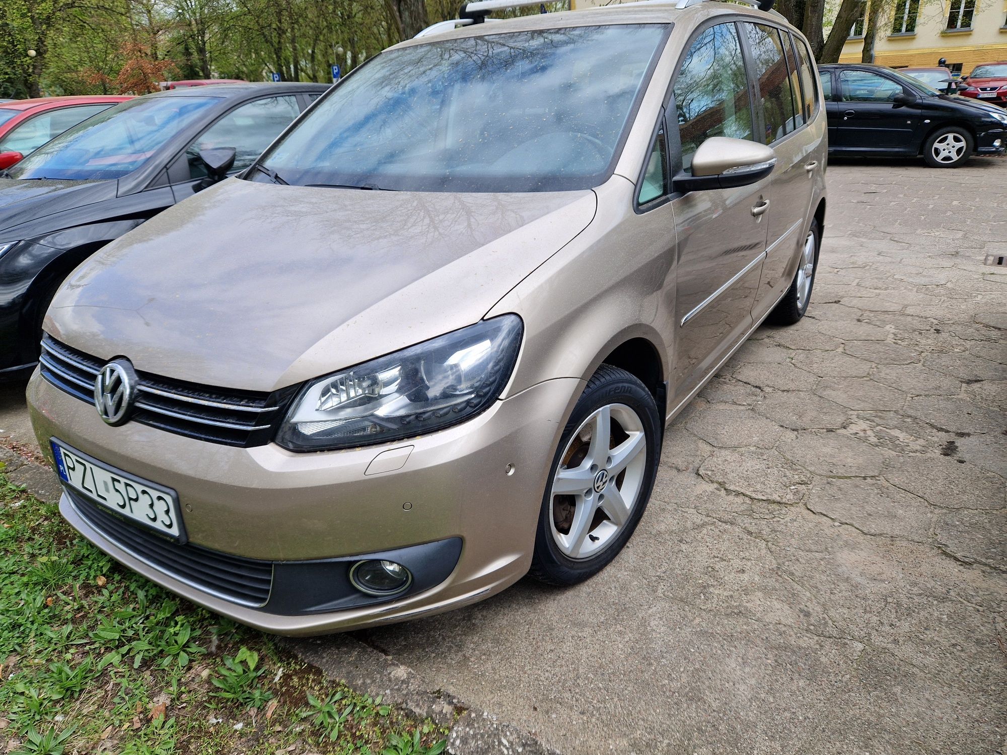 Volkswagen Touran, serwisowany, jeden właściciel.