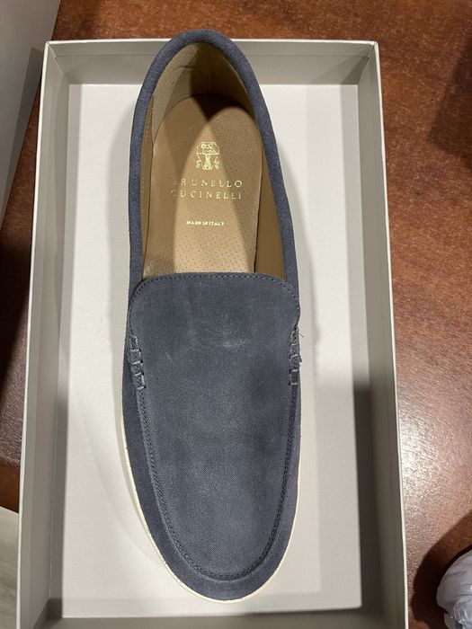 Продам Мокасины новые