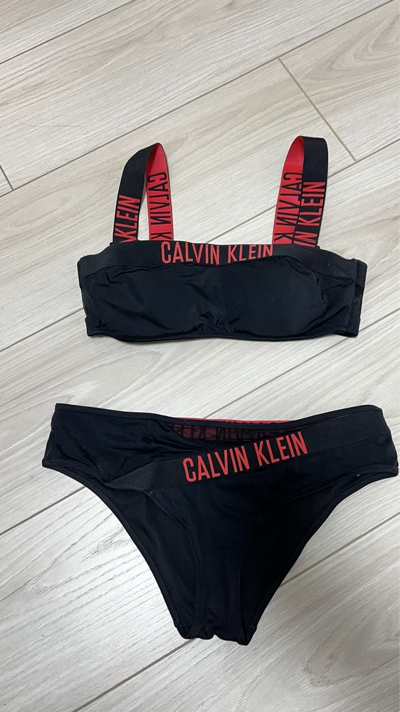 Купальник Calvin Klein M