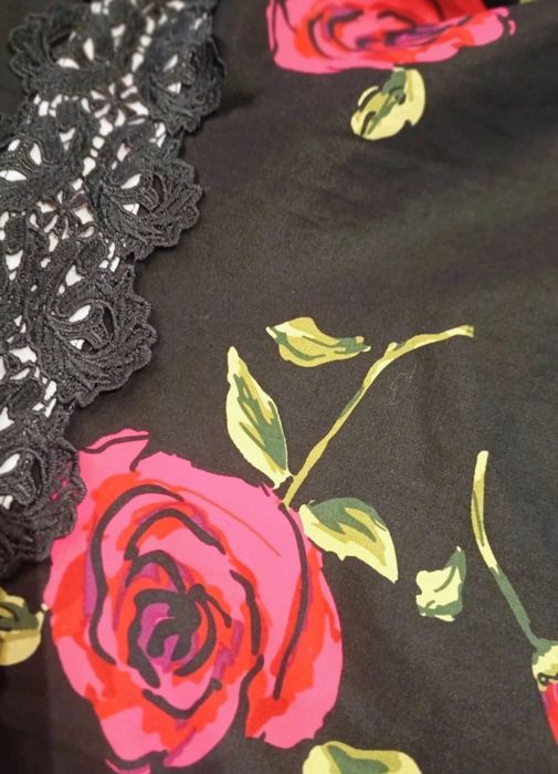 Piękna sukienka w stylu góralskim