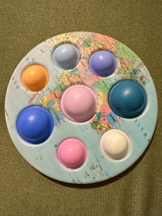 Simple Dimple - карта і планети