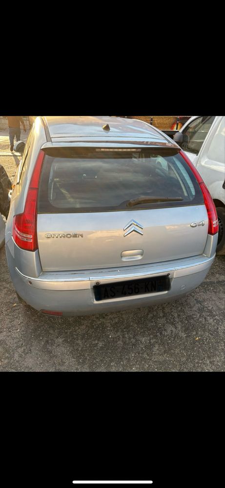 Para-choques tras Citroen C4 I