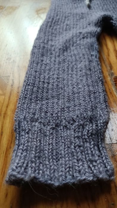 Getry wełniane z alpaki ręcznie robione na drutach rozmiar 86 92