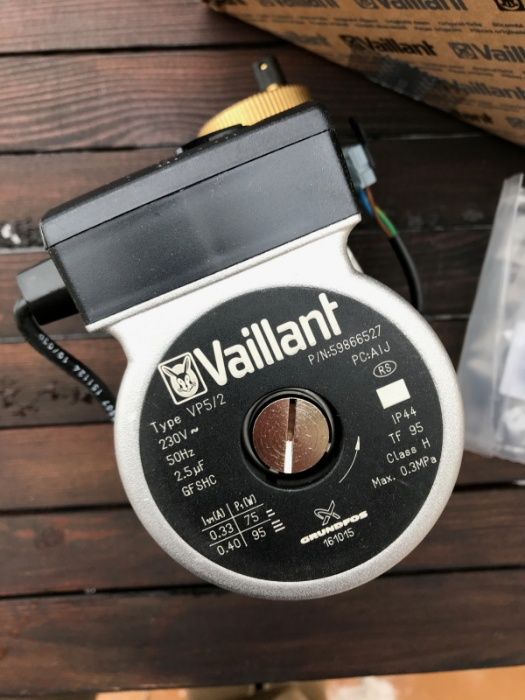 Nowa Pompa Vaillant 160928, 00.100.30.634