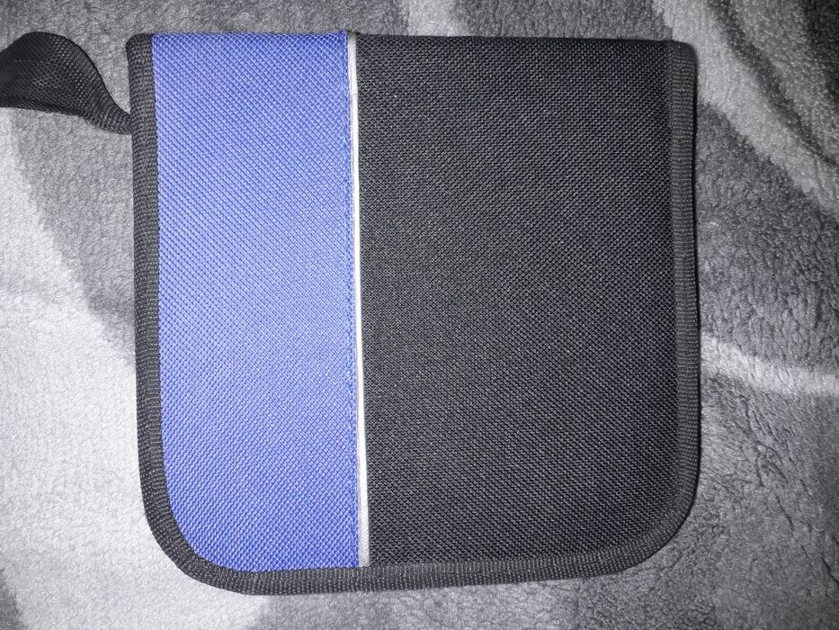 Etui na płyty cd i DVD