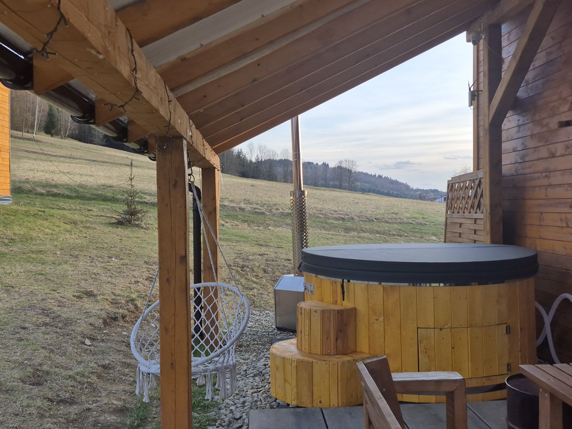Domek wynajem wolny od 25-29.08 , sauna, jacuzzi Leśna Zagroda
