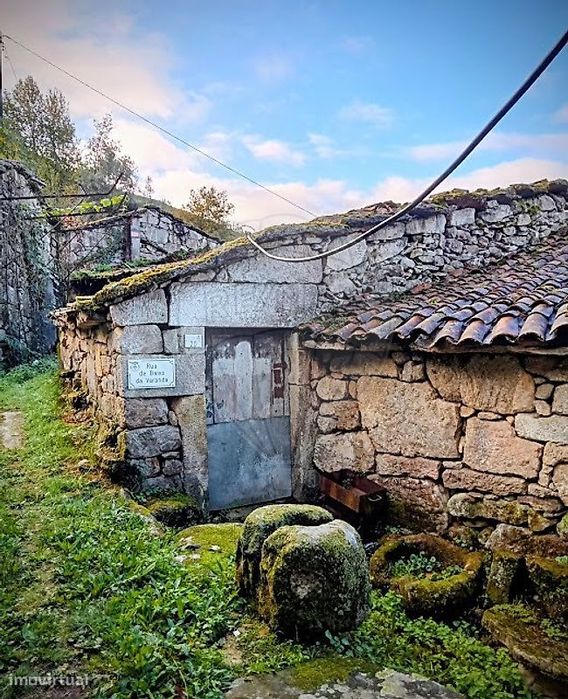 Moradia T1 para venda