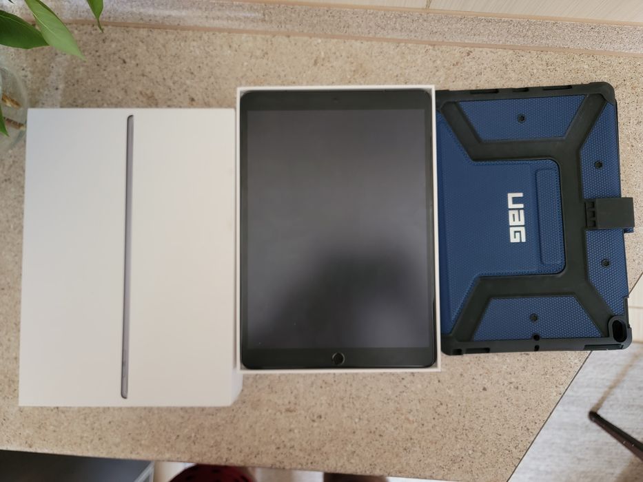 Ipad air 3 64gb, lte Neverlock