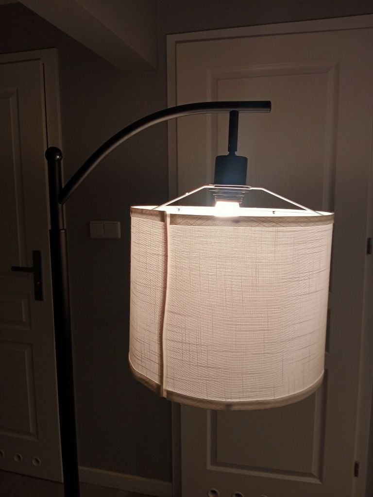 Elegancka lampa pokojowa stojąca 160 cm