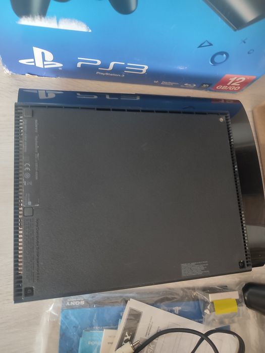 Konsola Ps3 PlayStation 3 idealna znikomo używana JAK NOWA