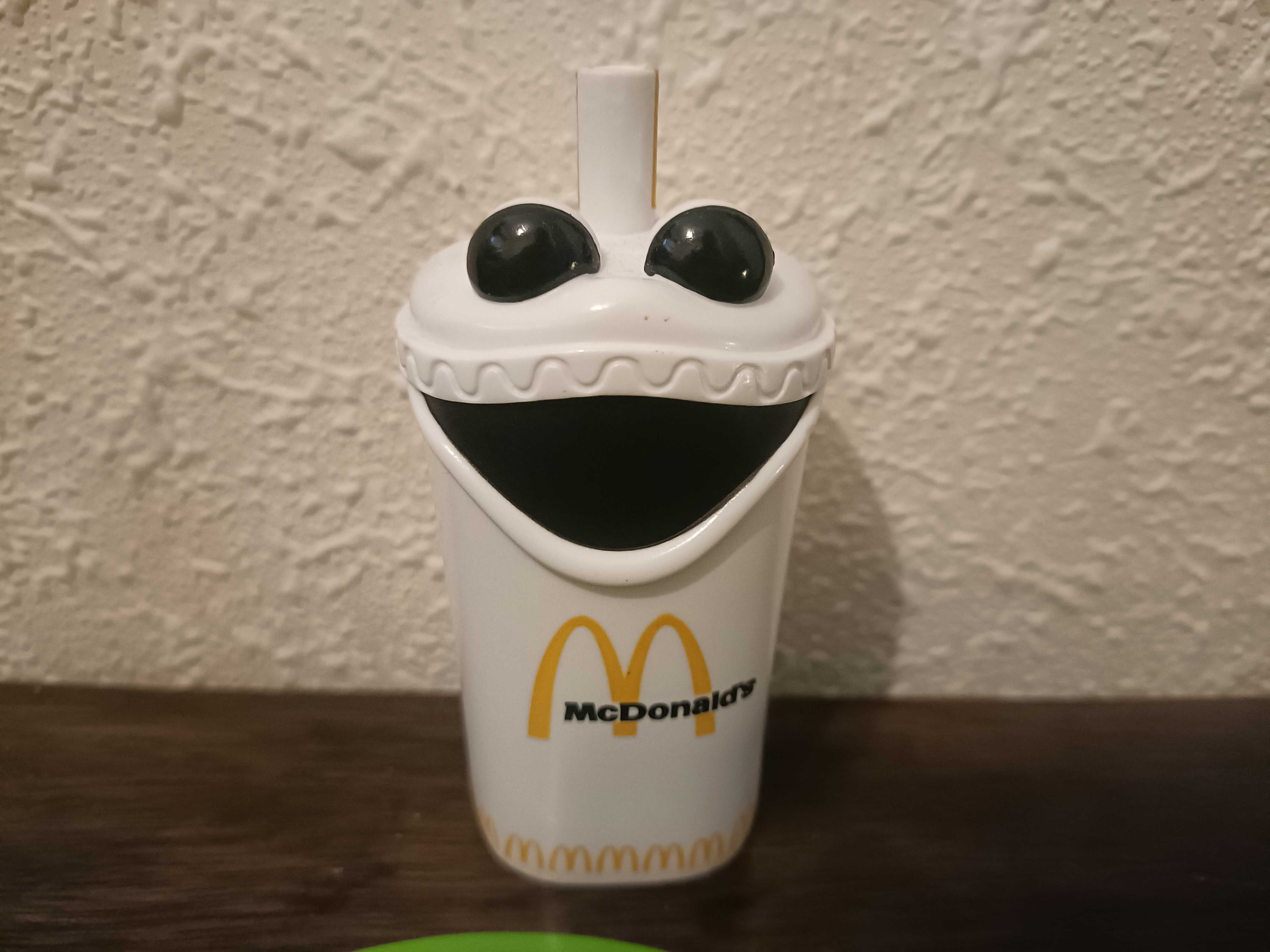 Conjunto Funko refil McDonald's+  comboio Ronald McDonald