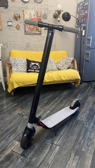 Электросамокат Ninebot с круиз-контролем, 69 км пробег