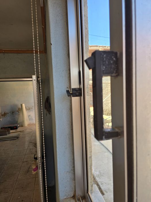 Duas janelas alumínio