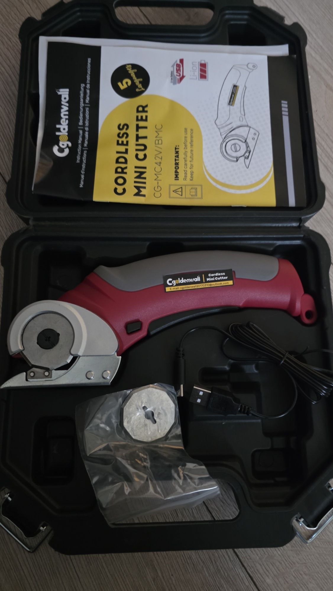 CGOLDENWALL Profesjonalna elektryczne nożyce  do materiału maks.6mm