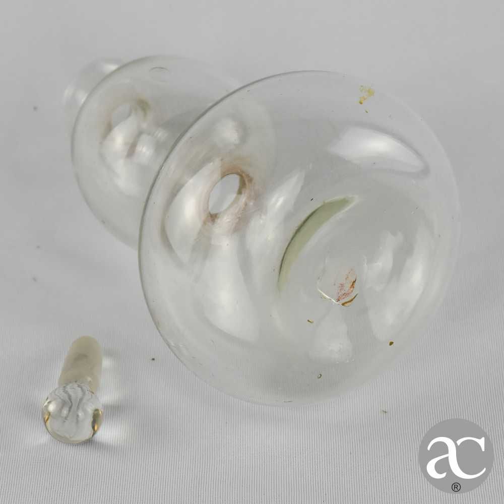 Frasco com rolha em vidro incolor soprado em forma de cabaça, séc. XIX