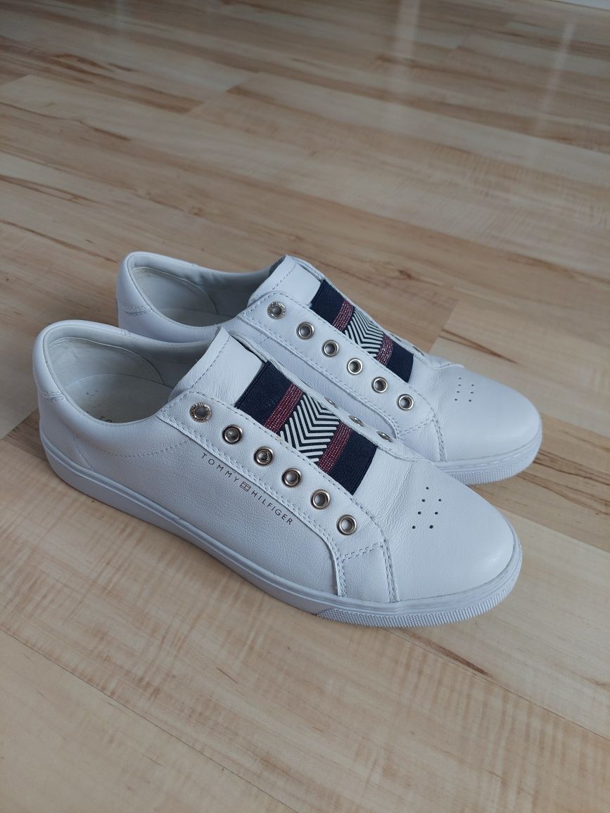 Buty sneakersy damskie Tommy Hilfiger 41, skóra, skórzane wsuwane