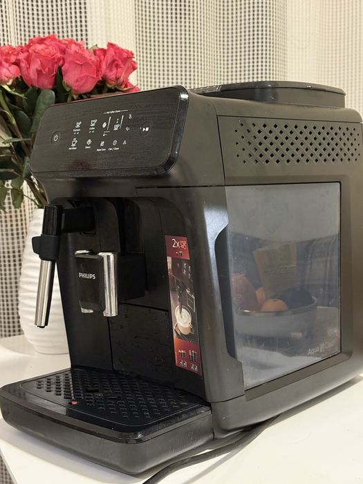 Автоматична кавомашина Philips Series 2200 EP2220