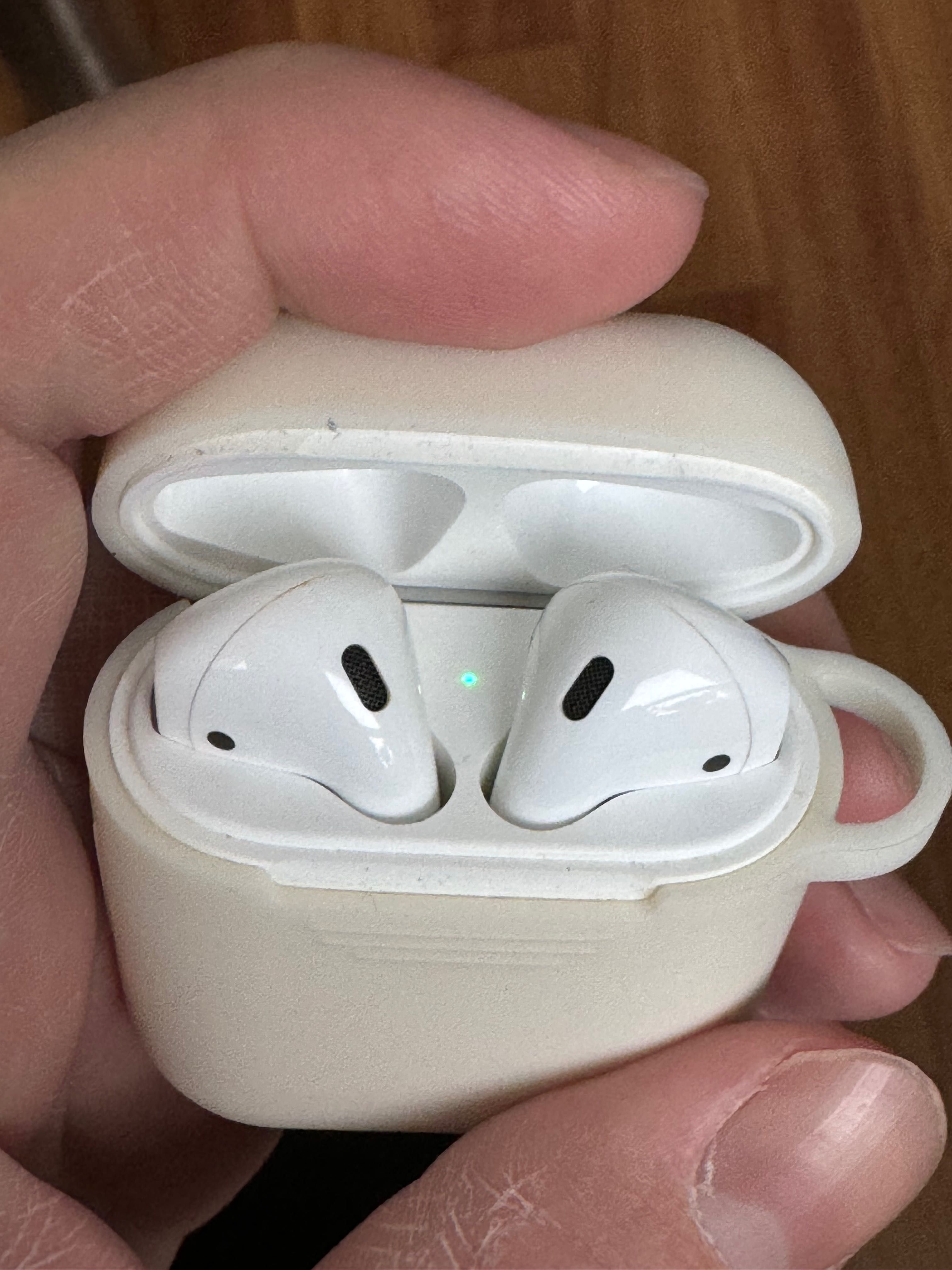 Наушники Airpods 1 поколения