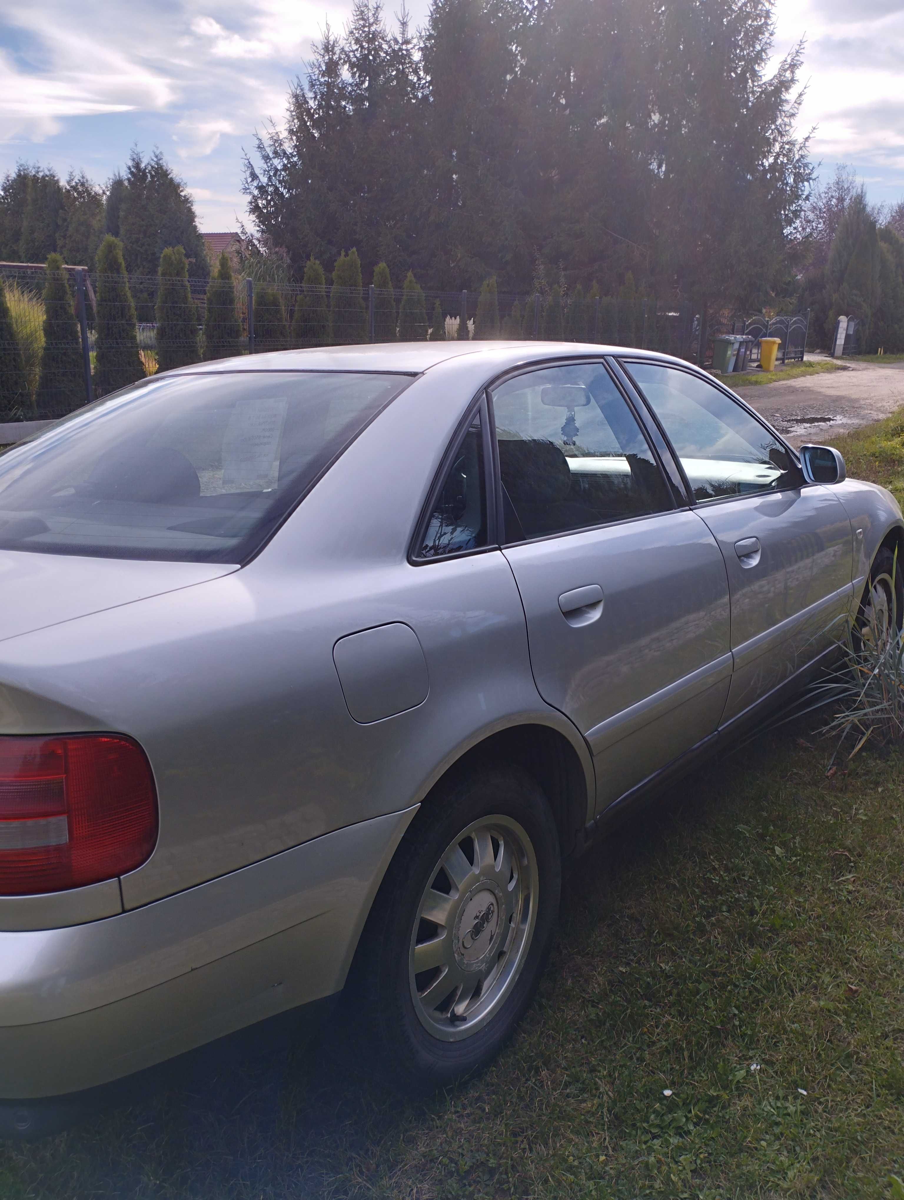 Sprzedam AUDI A4 B5 LIFT 1.8 BENZYNA