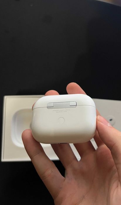 Airpods Pro 1 покоління